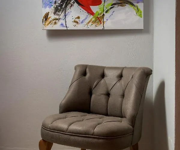 Grace Hotel&studios *