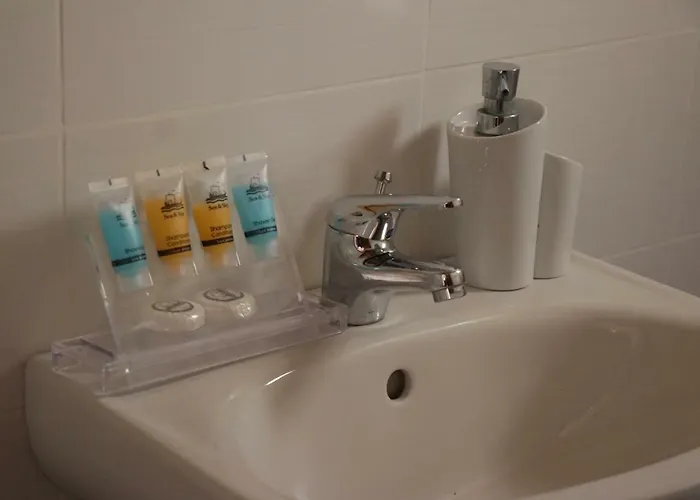 Grace Hotel&studios Hotel *