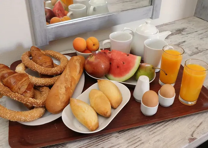 Grace Hotel&studios * Sými