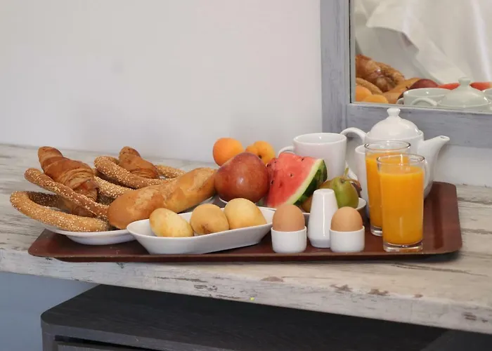 Grace Hotel&studios Hotel